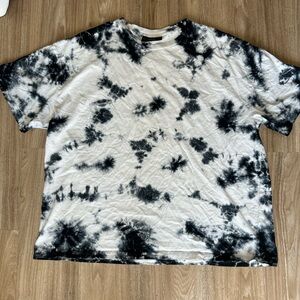 No Boundaries Black and White Short Sleeve Tee